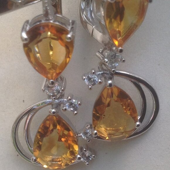 Unheated Pear Yellow Citrine 9x7mm W/ Simulated Cz 925 Sterling Silver Earrings - Picture 1 of 5